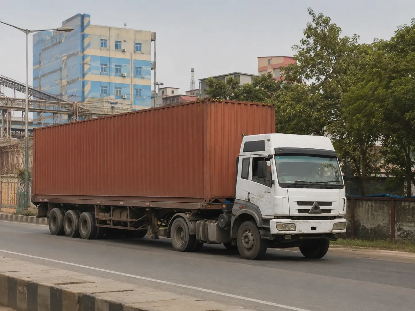 ৪০ ফুট container carrier
